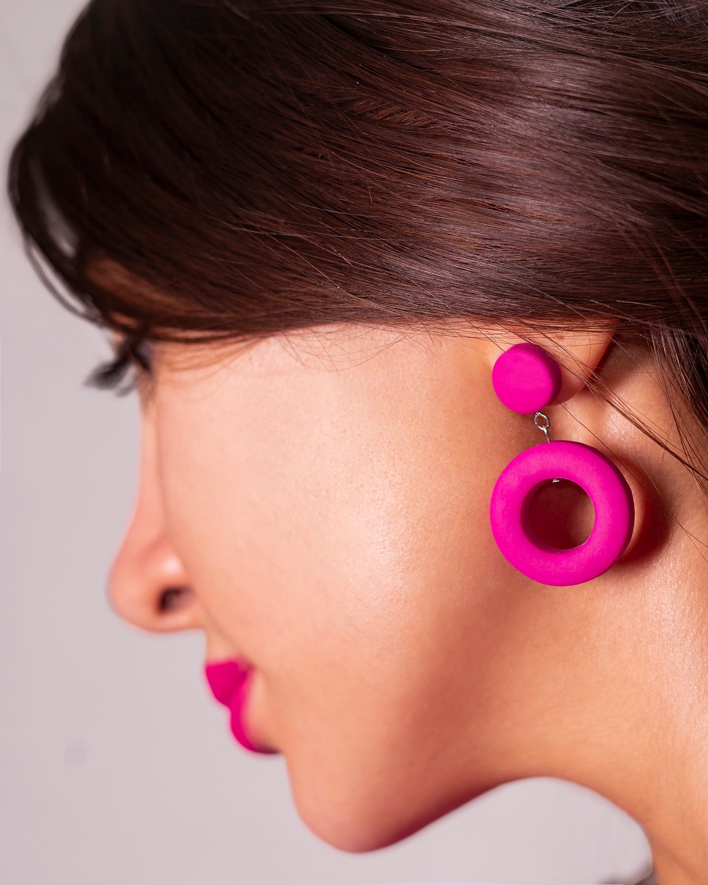 Boucles d’Oreilles Pendantes Roses